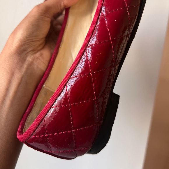 Vintage Red Patent Leather Chanel Ballet Flats - Picture 3 of 9